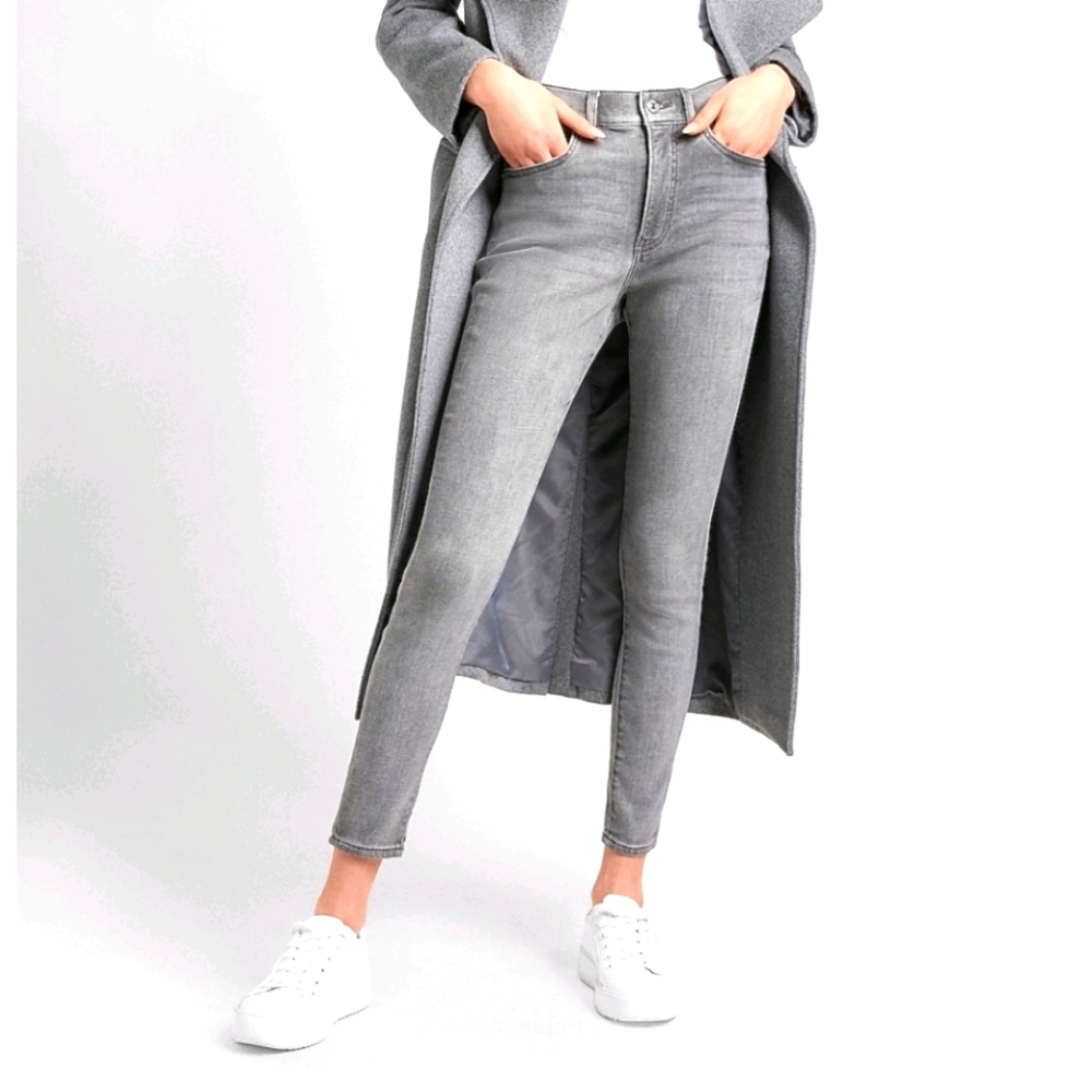 Express Highway Grey Denim Capris